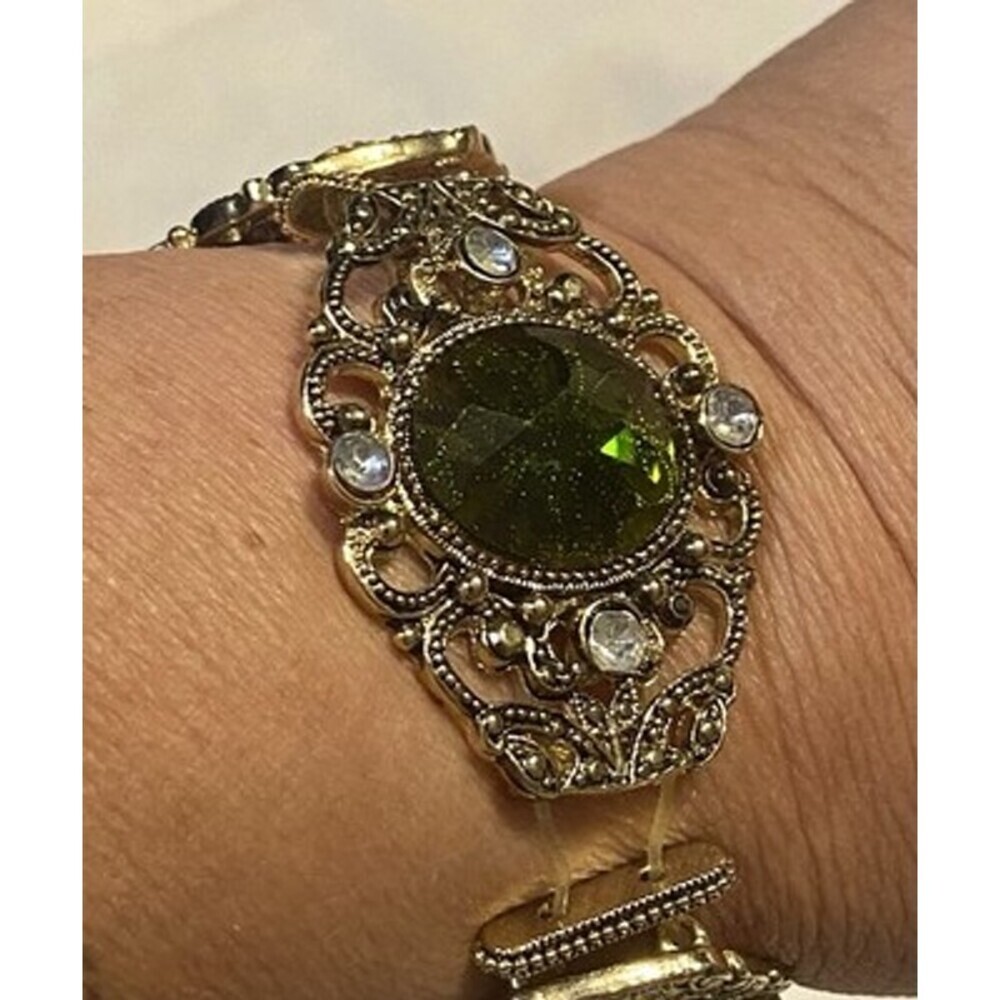 VINTAGE victorian style panel bracelet green inlaid nuggets gold tone 7.5"